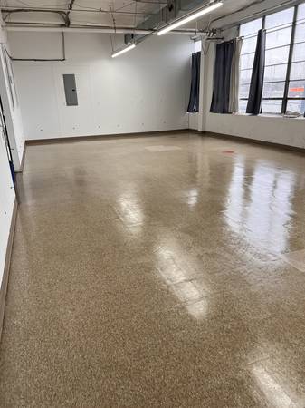 $850 / 300ft2 – NEWARK AIRPORT OFFICE SUITES
